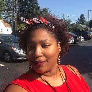 Meet your Posher, Letitia